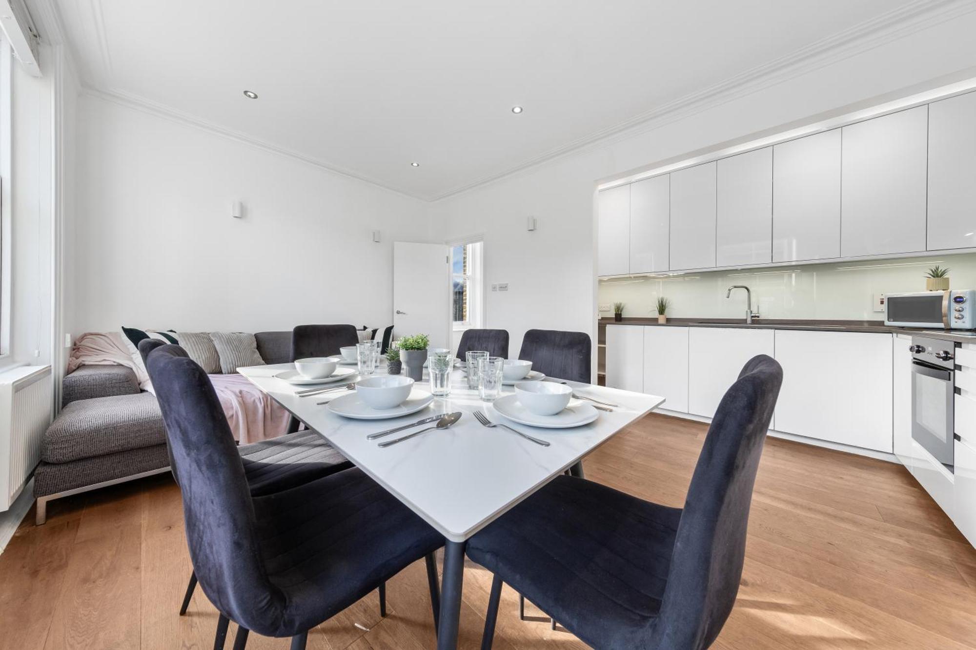 Luxury 4 Bedroom Flat With Stunning Shard View From Terrace In Central London! Next To Station, Sleeps 9 Buitenkant foto