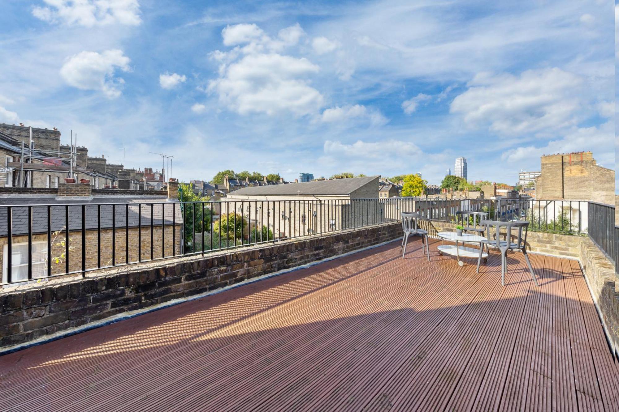 Luxury 4 Bedroom Flat With Stunning Shard View From Terrace In Central London! Next To Station, Sleeps 9 Buitenkant foto