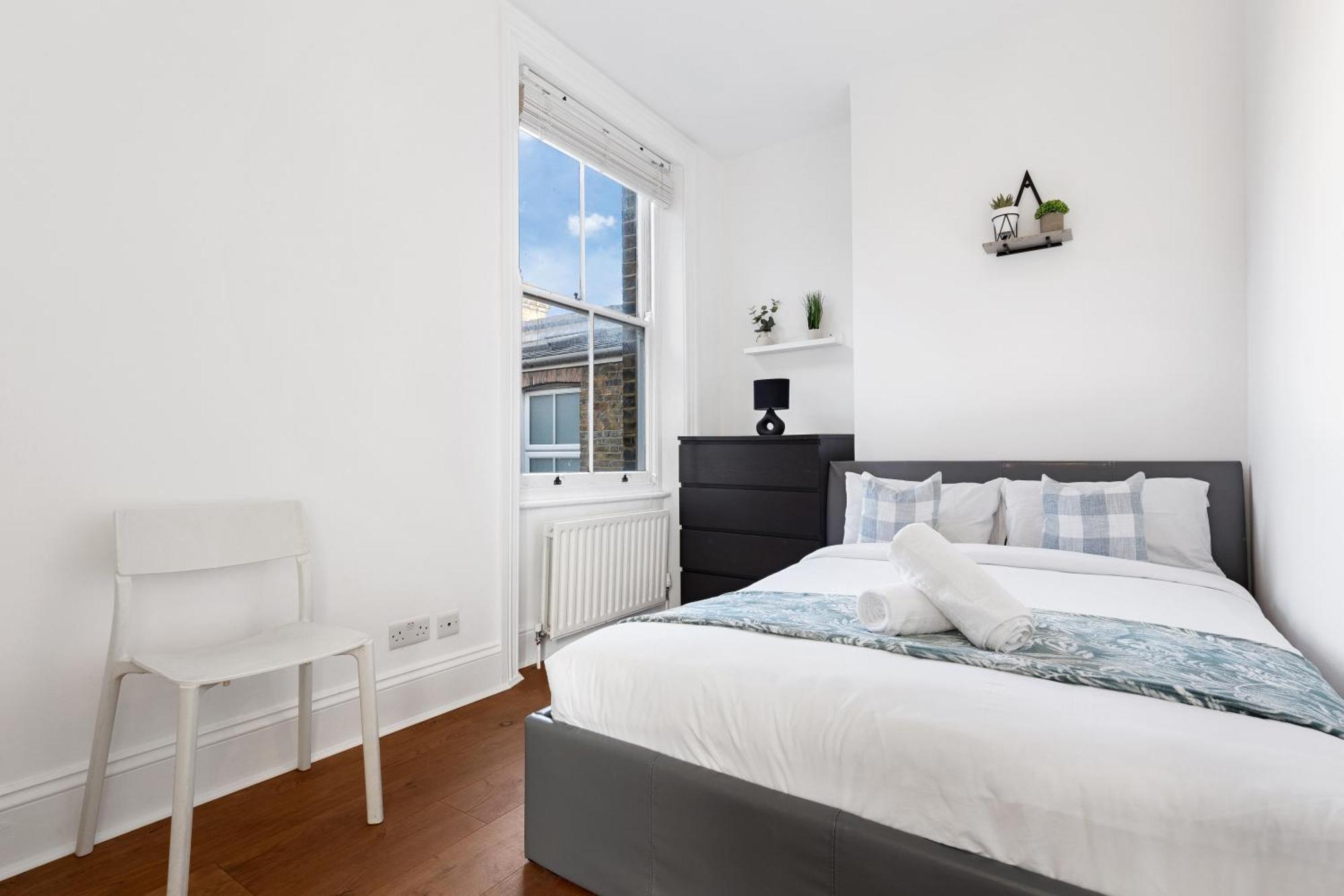Luxury 4 Bedroom Flat With Stunning Shard View From Terrace In Central London! Next To Station, Sleeps 9 Buitenkant foto