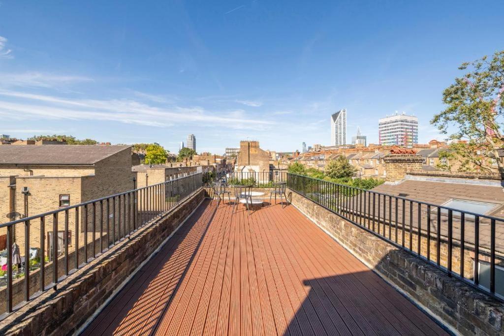 Luxury 4 Bedroom Flat With Stunning Shard View From Terrace In Central London! Next To Station, Sleeps 9 Kamer foto