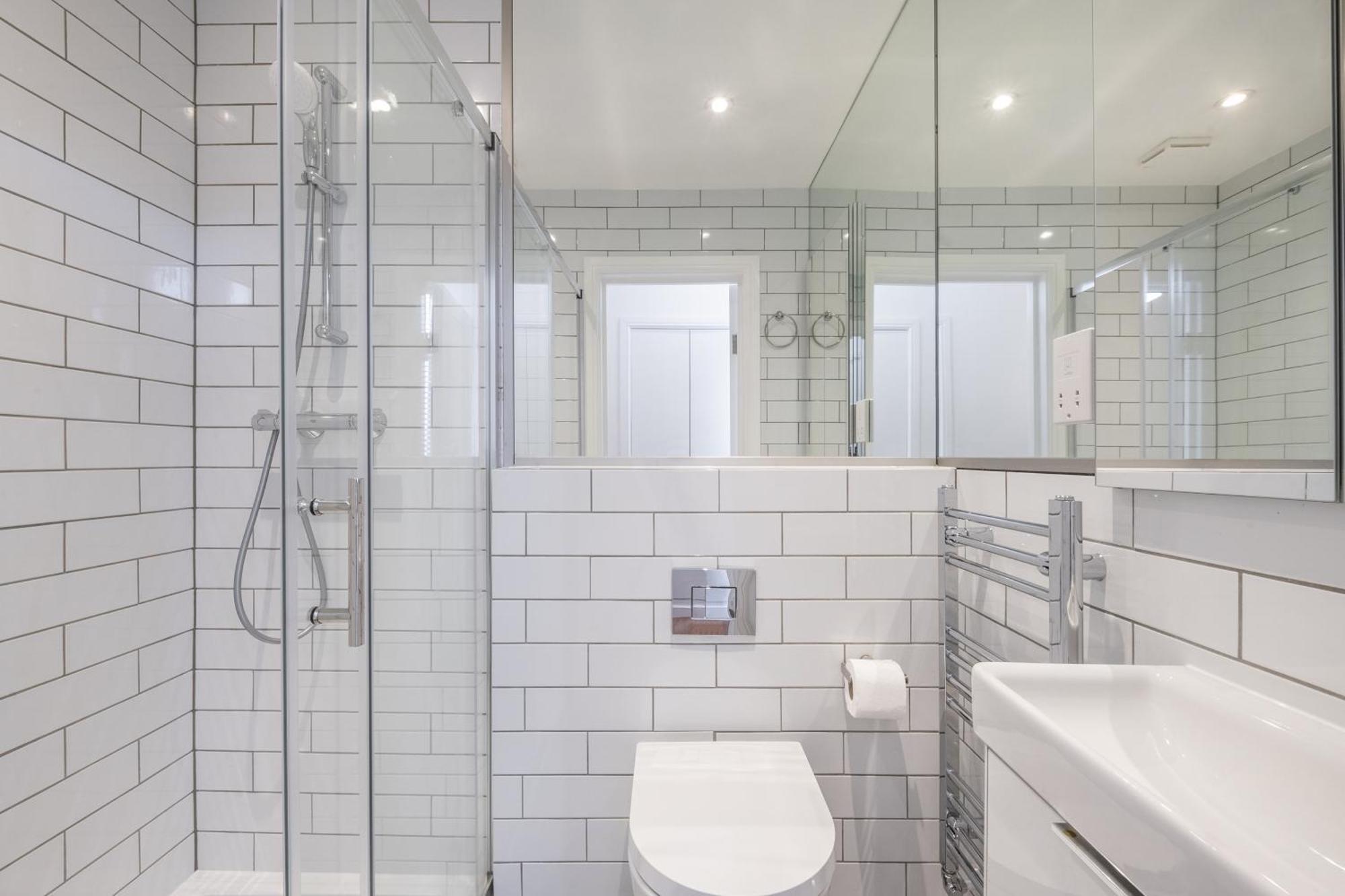 Luxury 4 Bedroom Flat With Stunning Shard View From Terrace In Central London! Next To Station, Sleeps 9 Kamer foto
